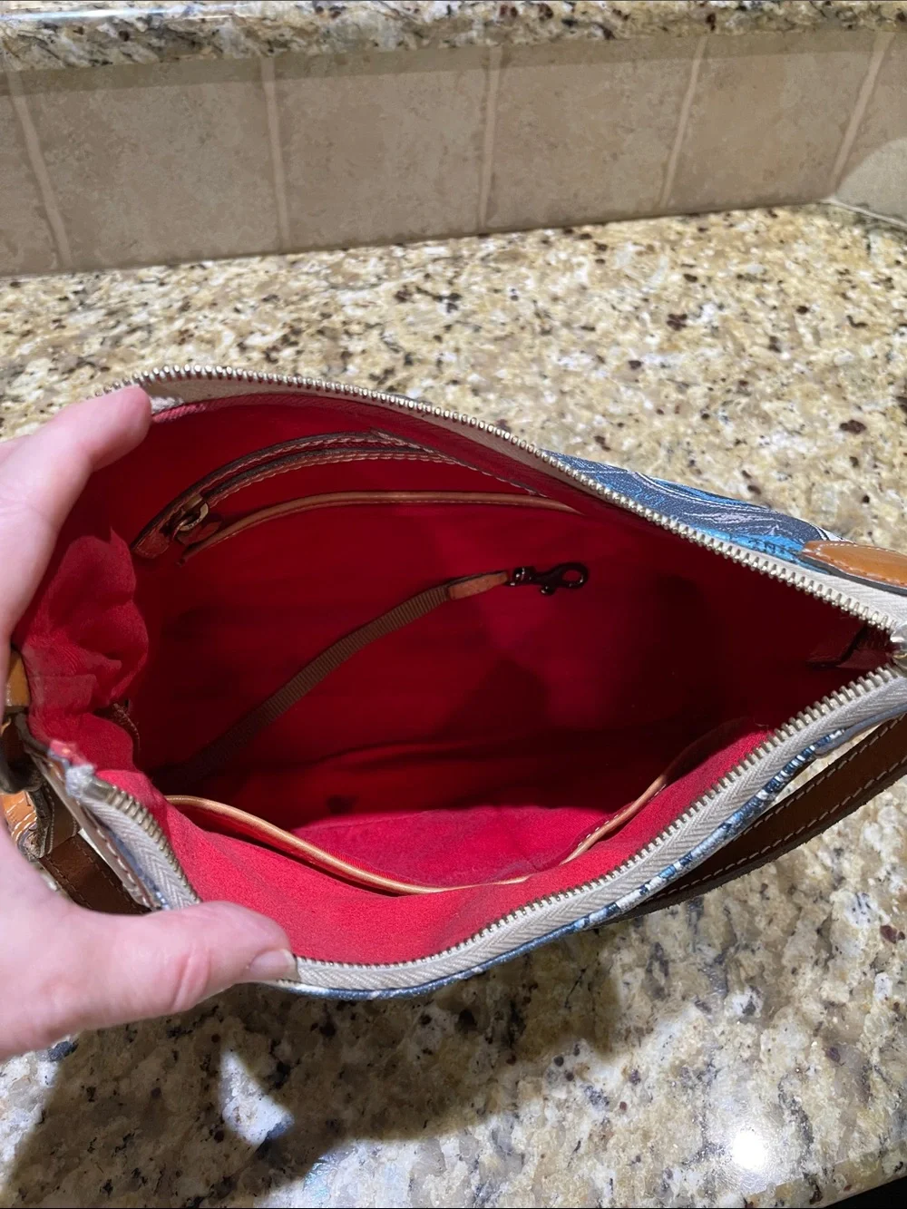 🌺DOONEY & BOURKE X DISNEY Navy and Tan Crossbody Purse